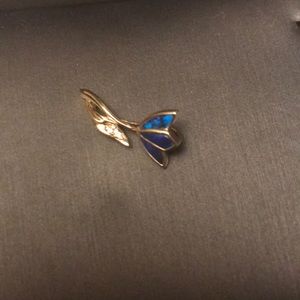 14k Yellow Gold Tulip Pendant